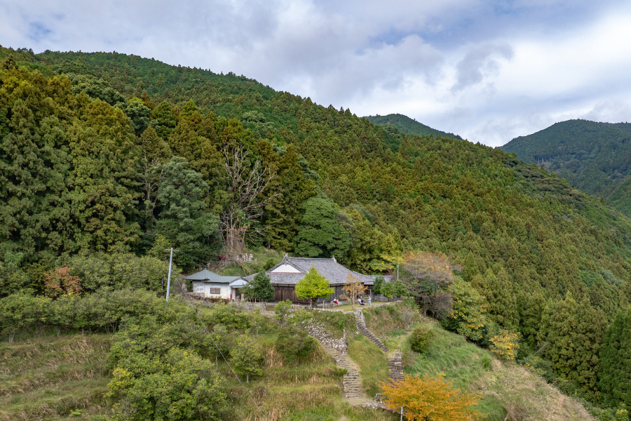 A heritage site in rural Japan attracting visitors as part of sustainable tourism.